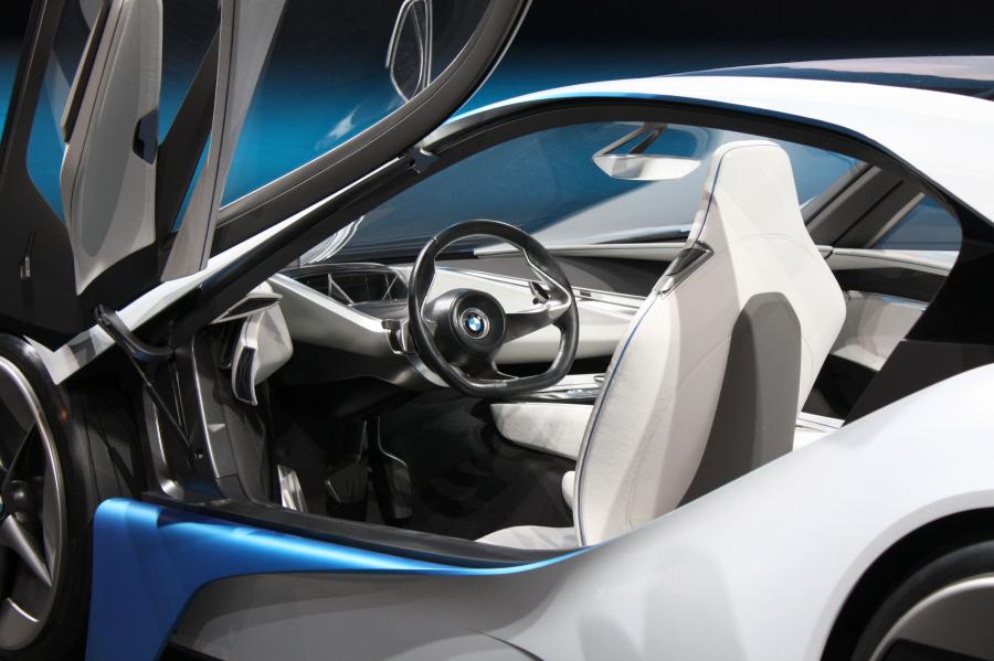  BMW Vision EfficientDynamics Concept 2009 года  (фото 73 из 206)